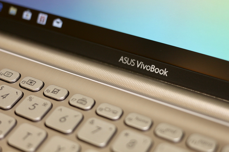 ASUS VivoBook S13 四邊超窄邊框螢幕的輕巧筆電！開箱實測- C Jay Tech