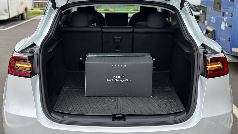 特斯拉 Tesla 原廠配件 Model Y 後行李箱儲物盒 開箱分享 C Jay Tech